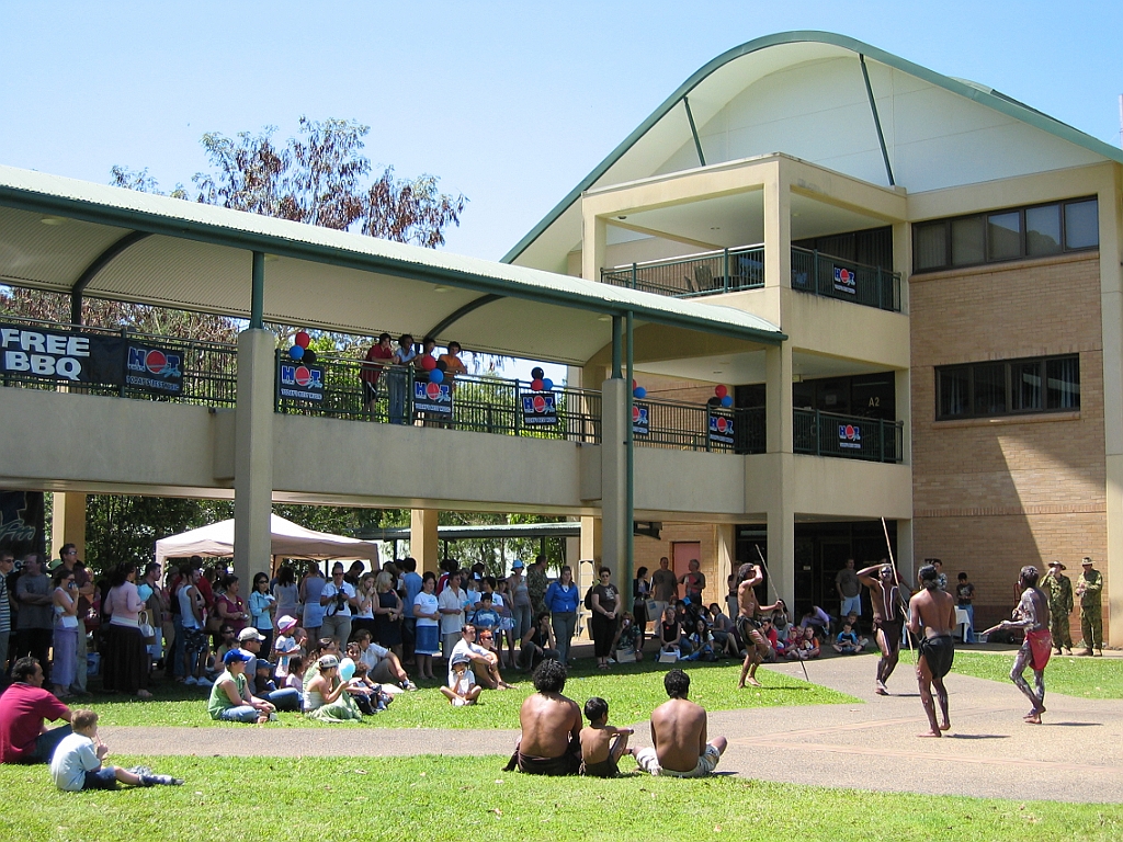 Cairns055 JCU Discovery Day.jpg